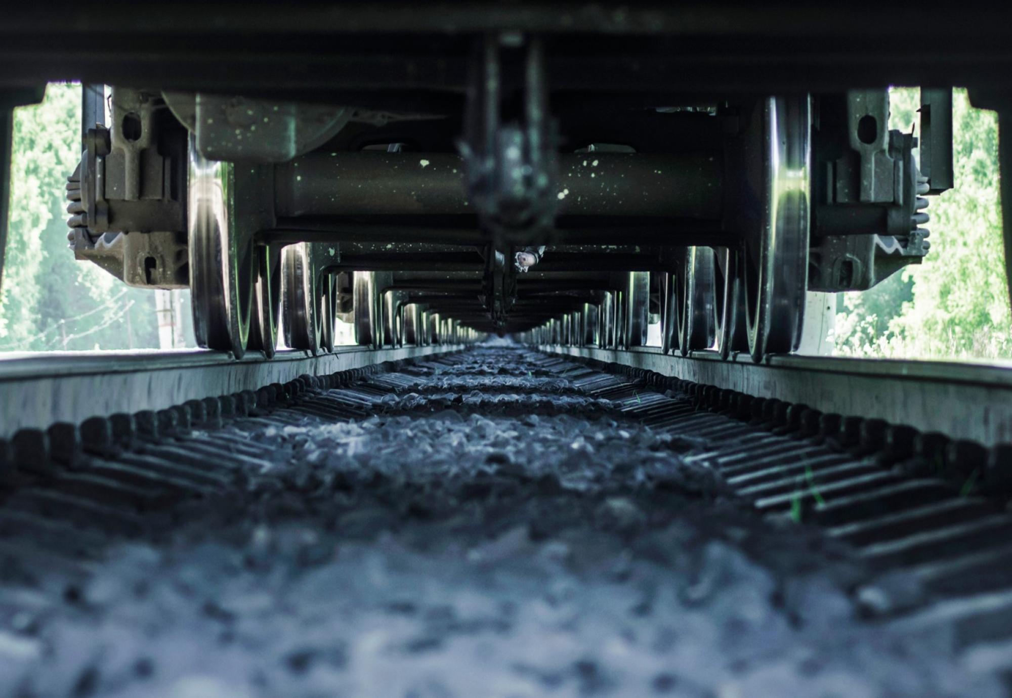 RIA Routes to Zero Carbon Rail via rolling stock Rail News